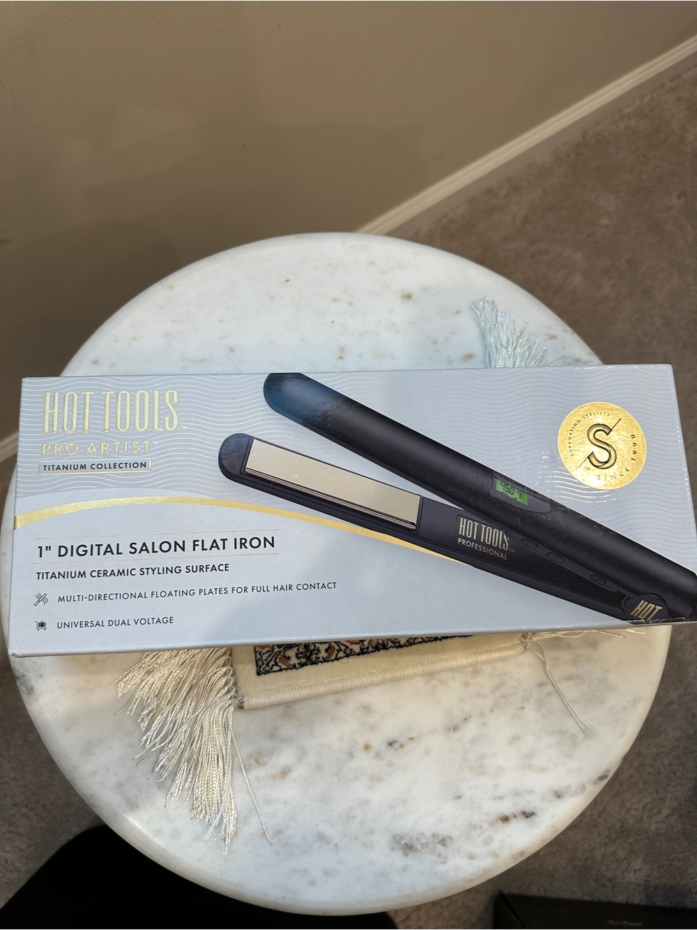 Hot Tools 1" Digital Salon Flat Iron - Black